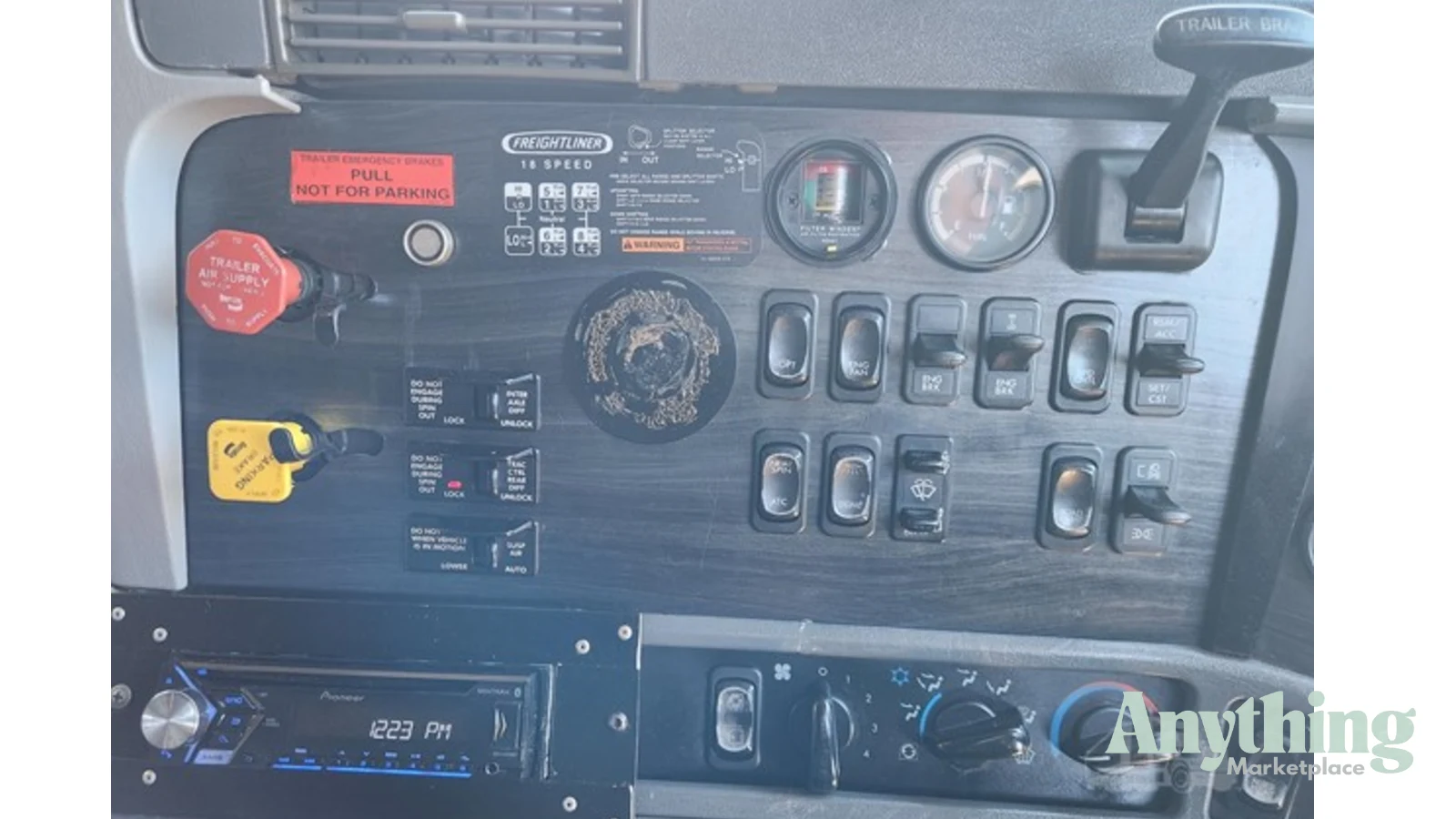2010 Used Freightliner Columbia Prime Mover