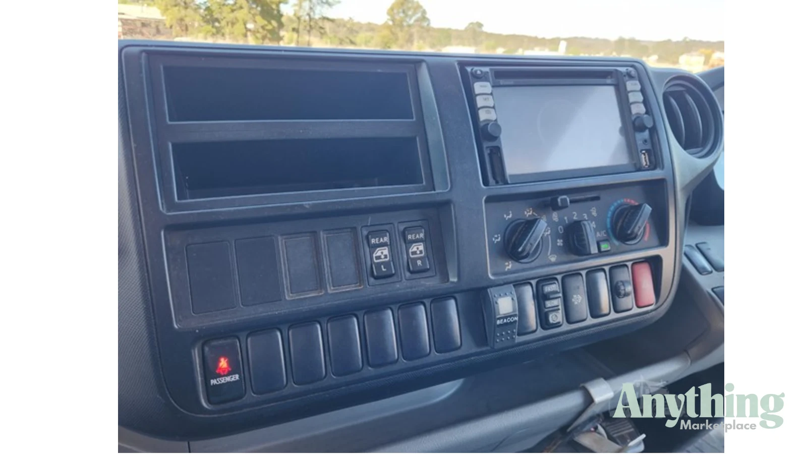 2015 Used Hino 300 917 Tipper