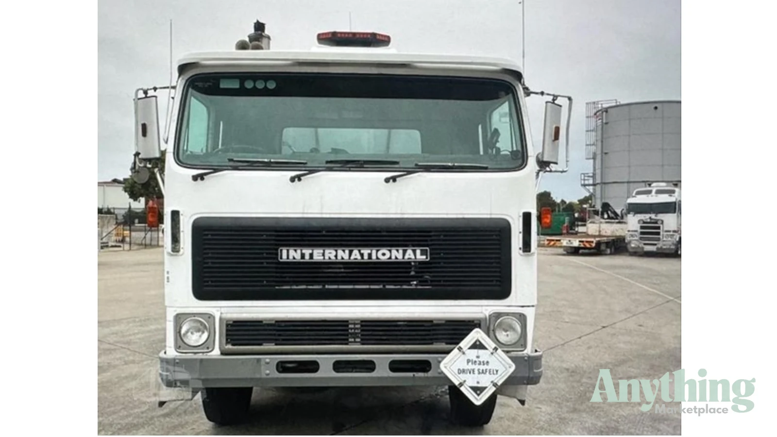 1986 Used International T-line T2670 Tanker