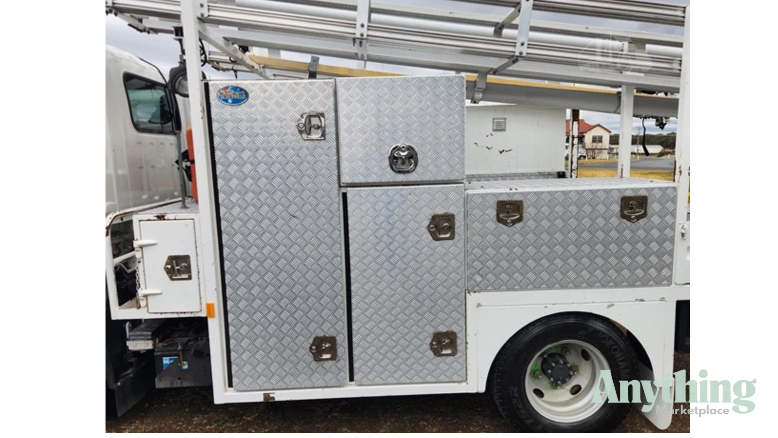 2014 Used Isuzu NLS200 Service Truck