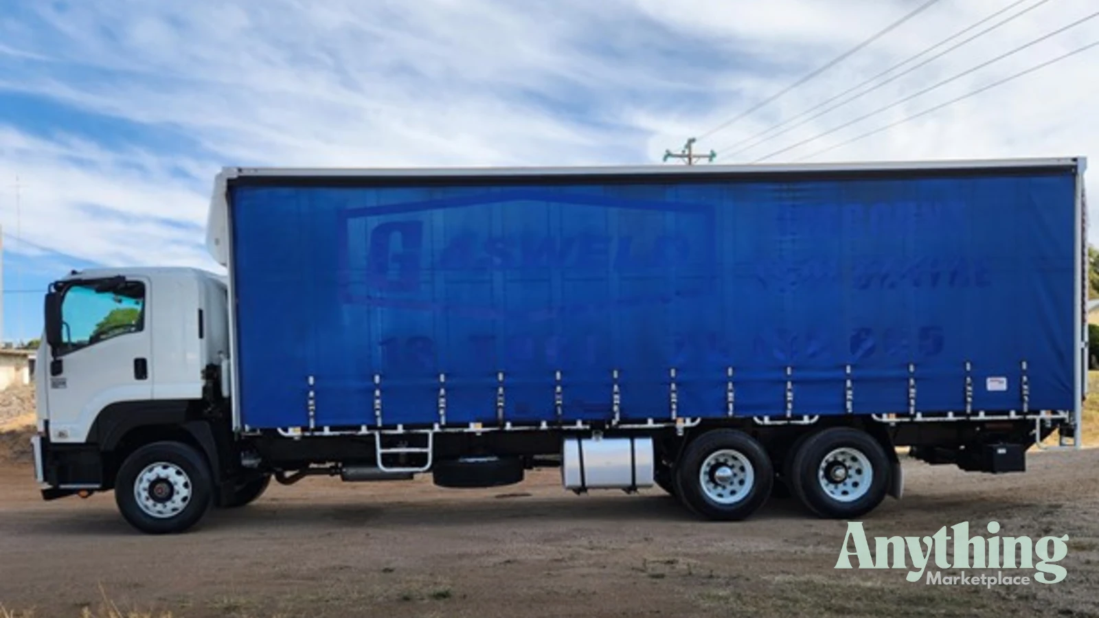 2011 Used Isuzu FXD1000 Curtainsider