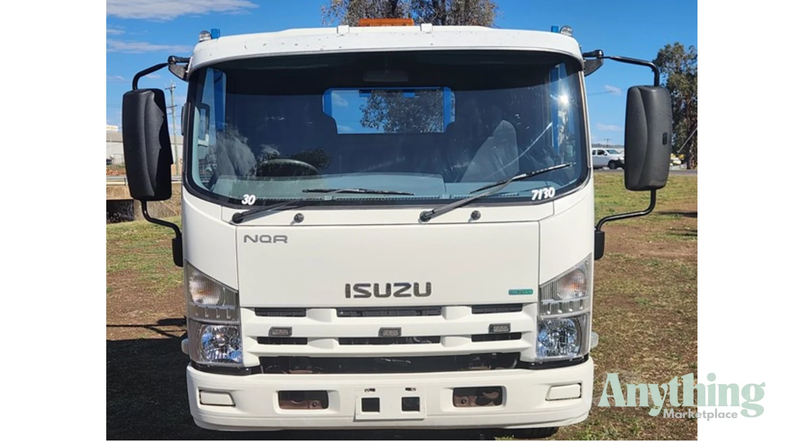 2011 Used Isuzu NQR450 Service Truck