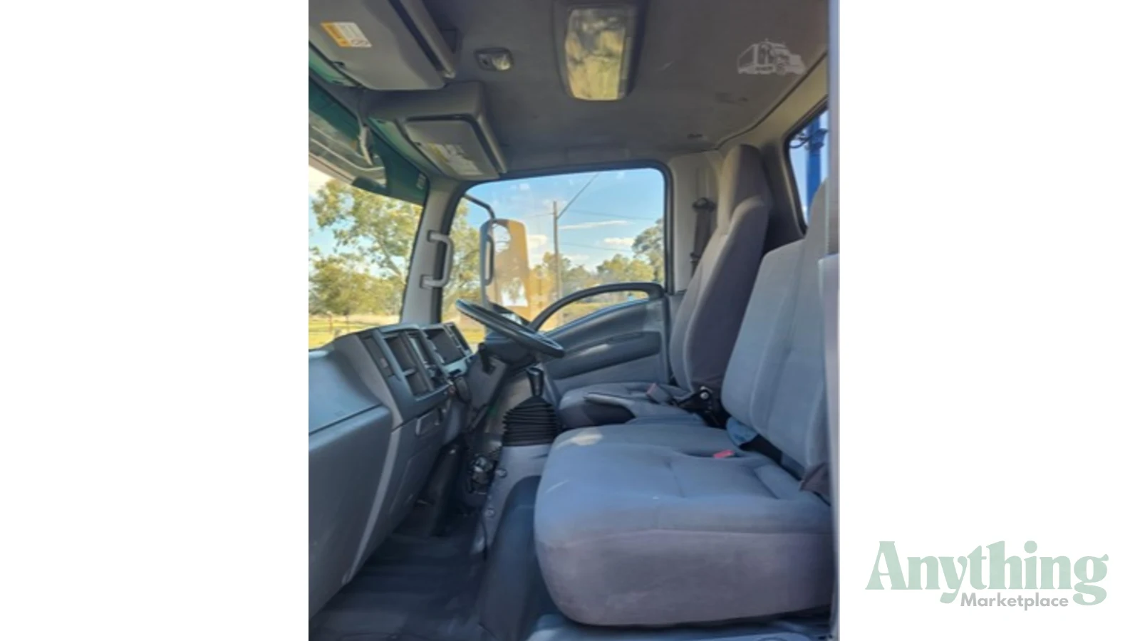 2011 Used Isuzu NQR450 Service Truck