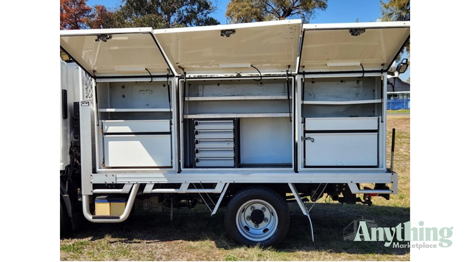 2017 Used Isuzu NLR45-150 Service Truck