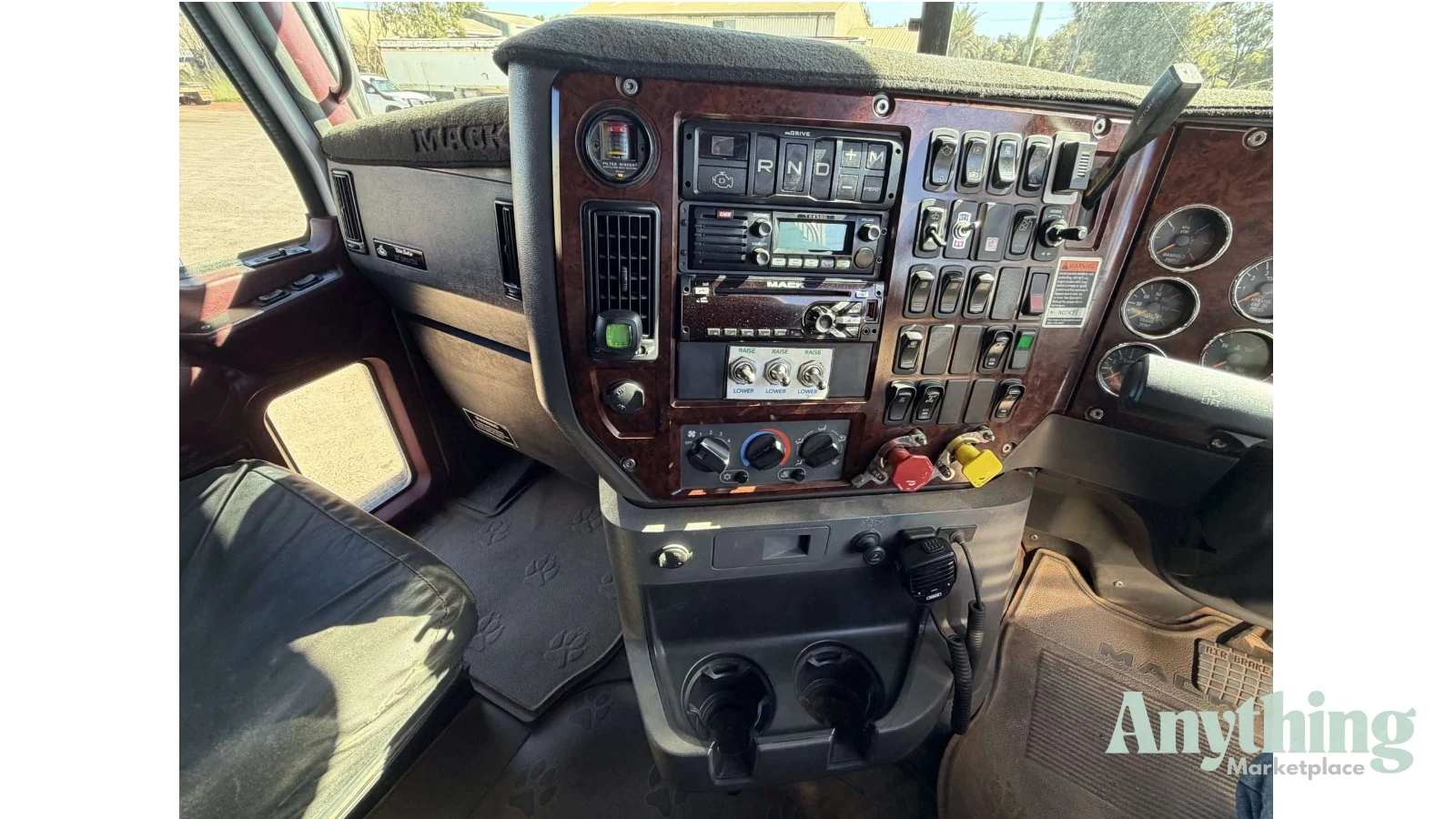 2015 Used Mack Trident Prime Mover