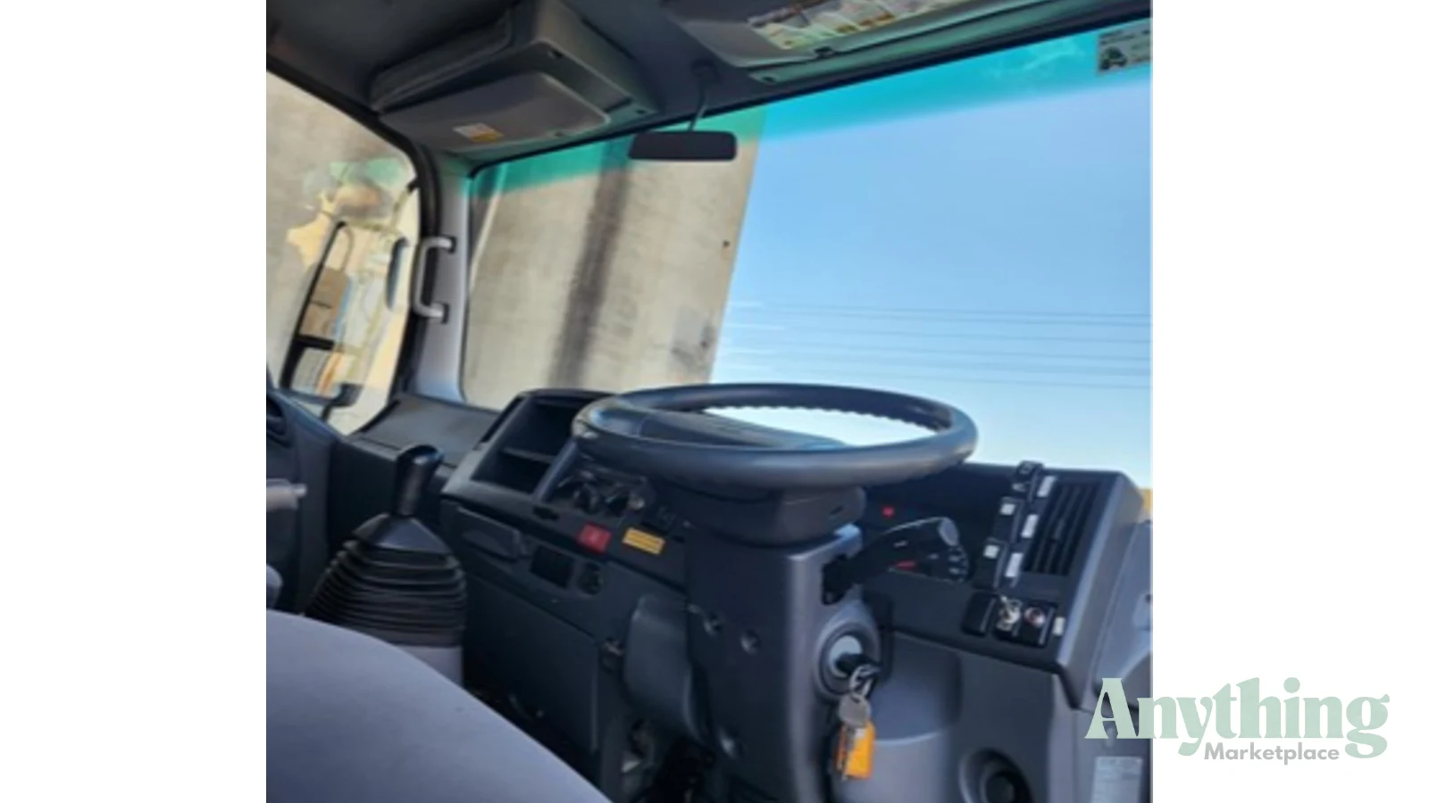 2010 Used Isuzu NPS300 Crane Truck