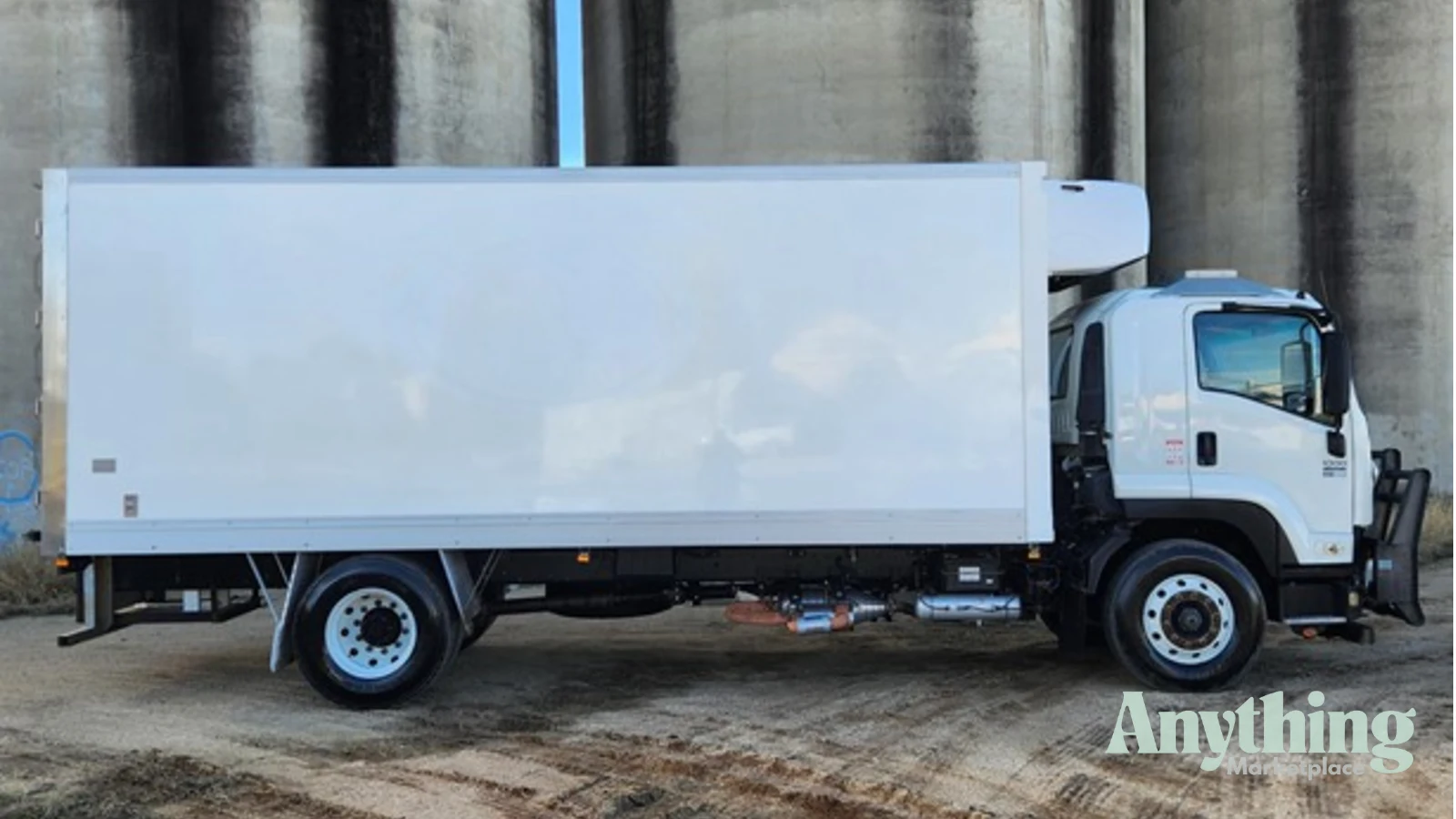 2014 Used Isuzu FVD1000 Refrigerated Truck