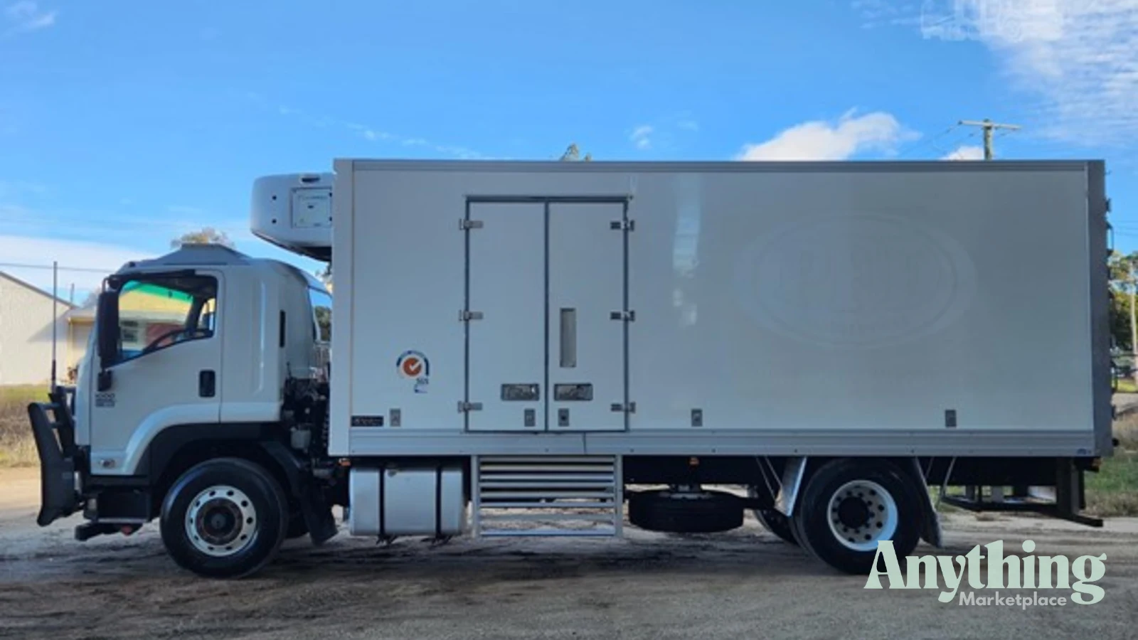 2014 Used Isuzu FVD1000 Refrigerated Truck
