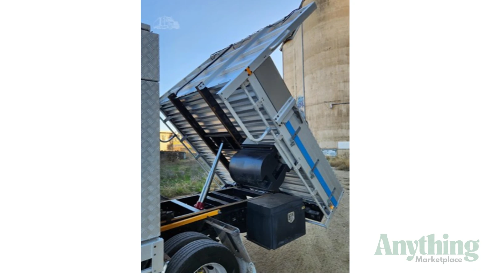 2014 Used Isuzu NPR400 Tipper