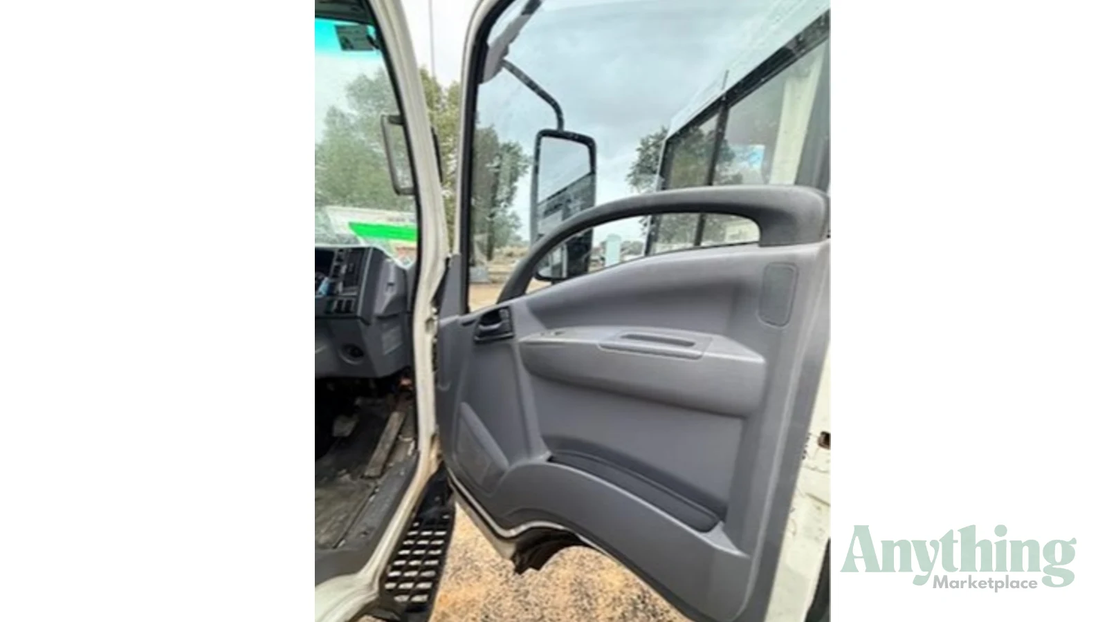 2012 Used Isuzu NQR450 Service Truck