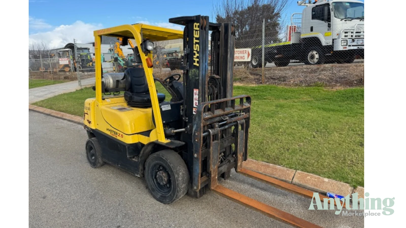 Forklift Hyster 2014 2.5 Gas Container Mast Side Shift Fork Position 2.5 Tonne