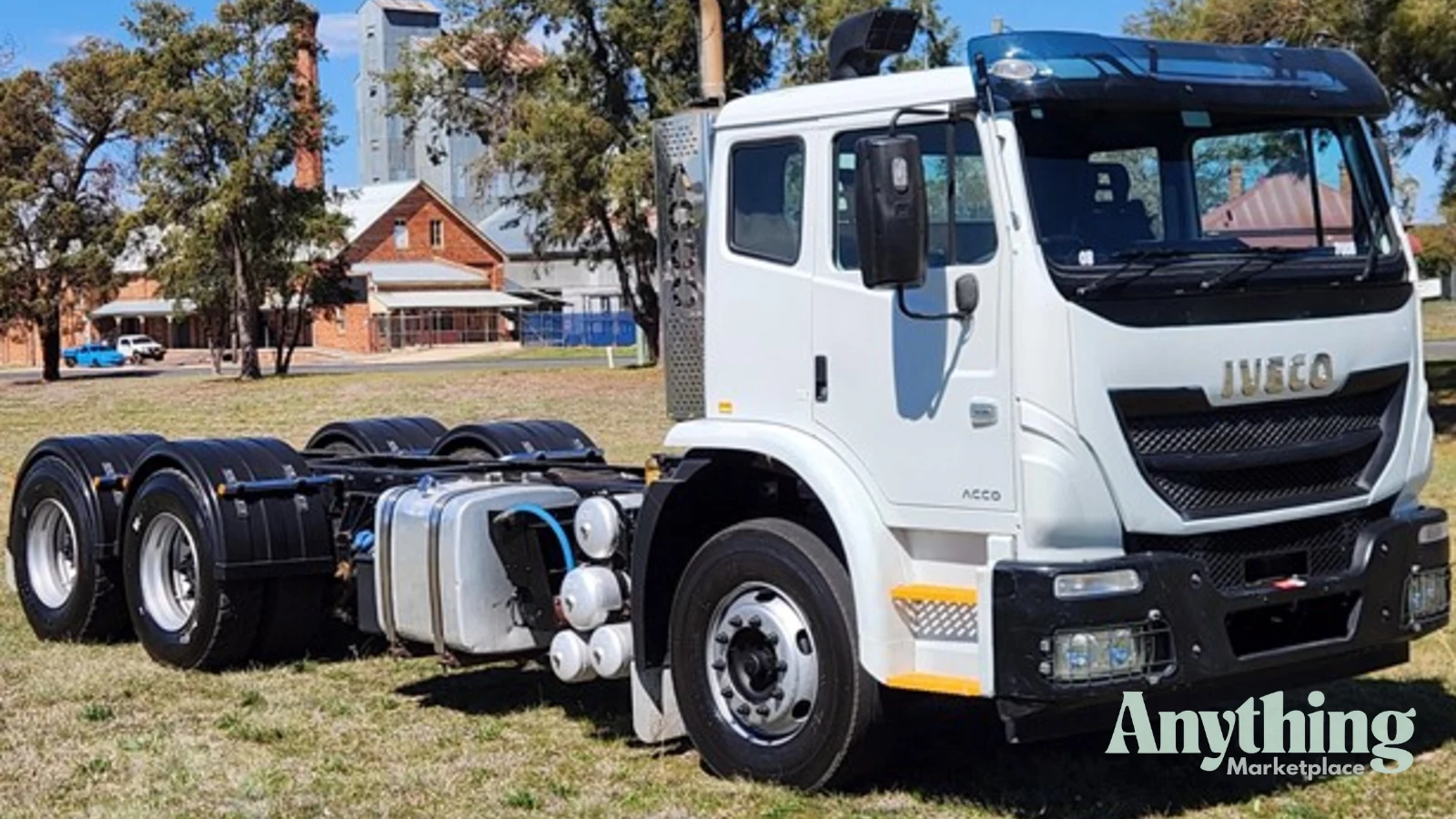 2015 IVECO ACCO 2350