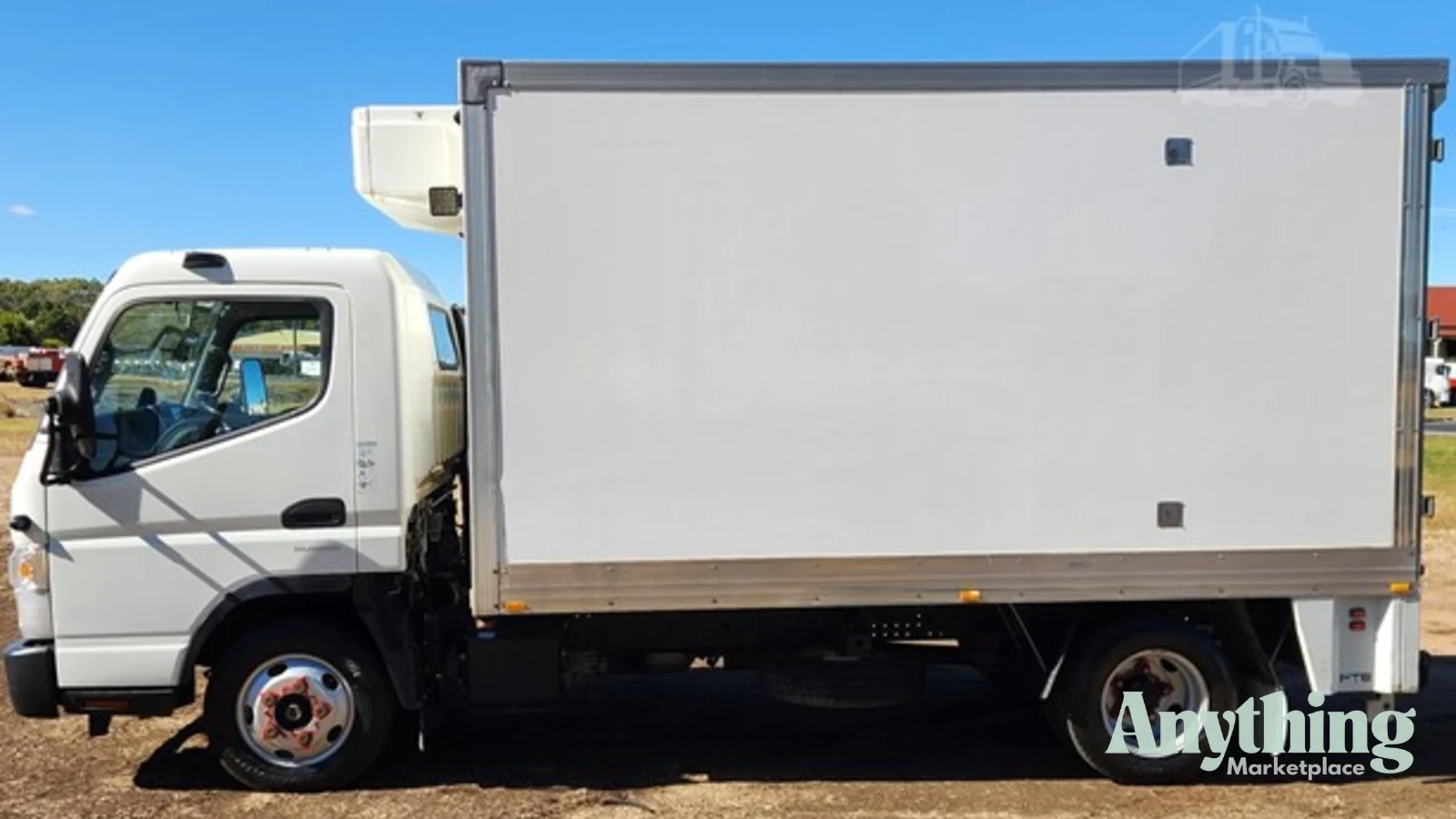 2021 Used Mitsubishi Canter Refrigerated Truck