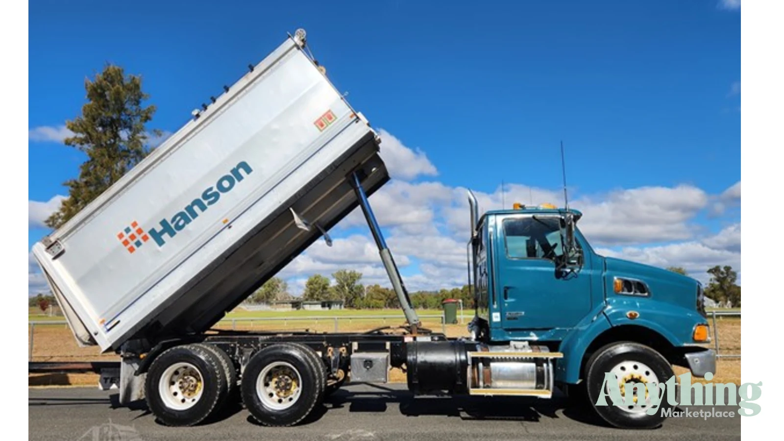 2007 Used Sterling LT9500HX Tipper