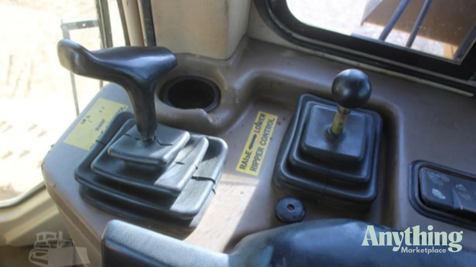 1996 Used Caterpillar D6M Bulldozers