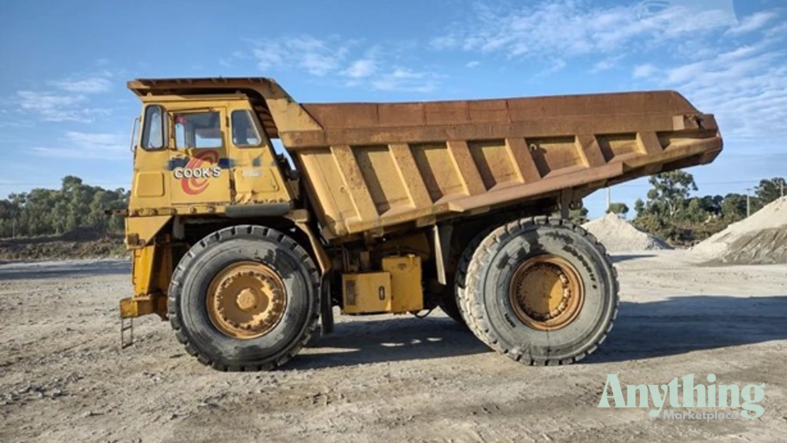 1989 Used KOMATSU HD465-3 Dump Truck