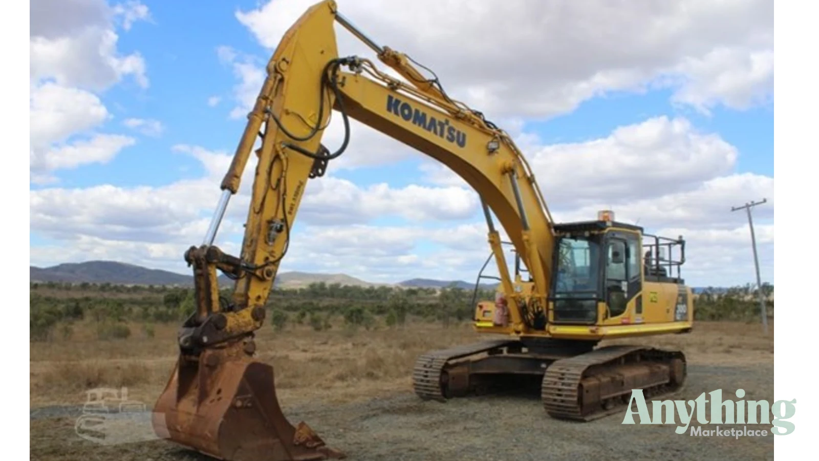 2019 KOMATSU PC300 LC-8M0