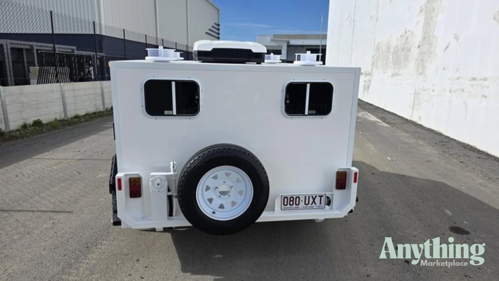New McNeill Dog Trailer