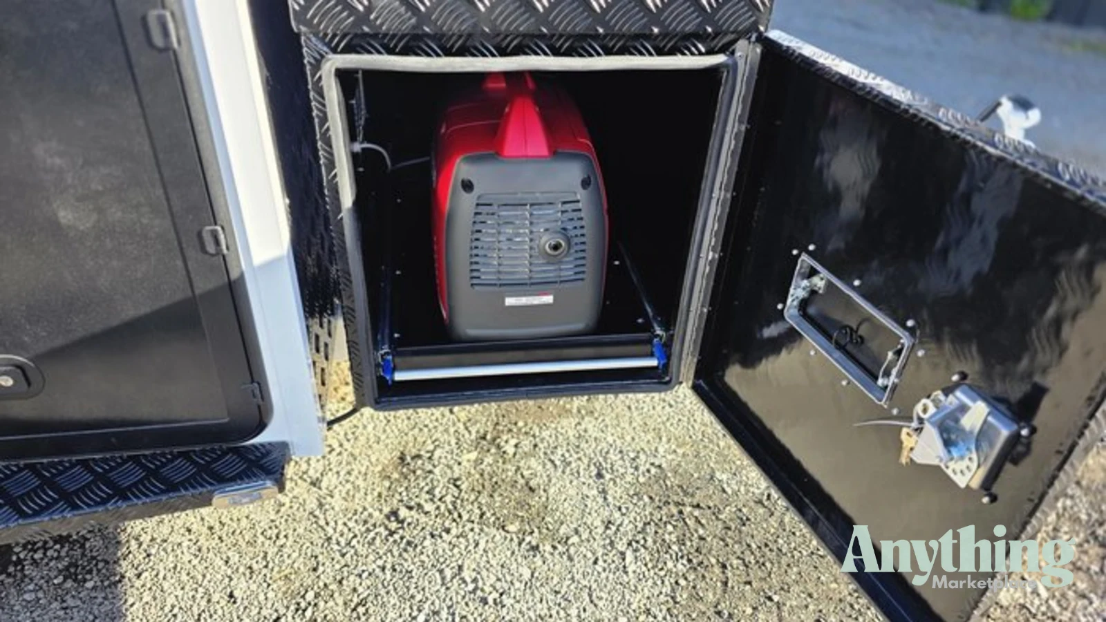 New McNeill Dog Trailer