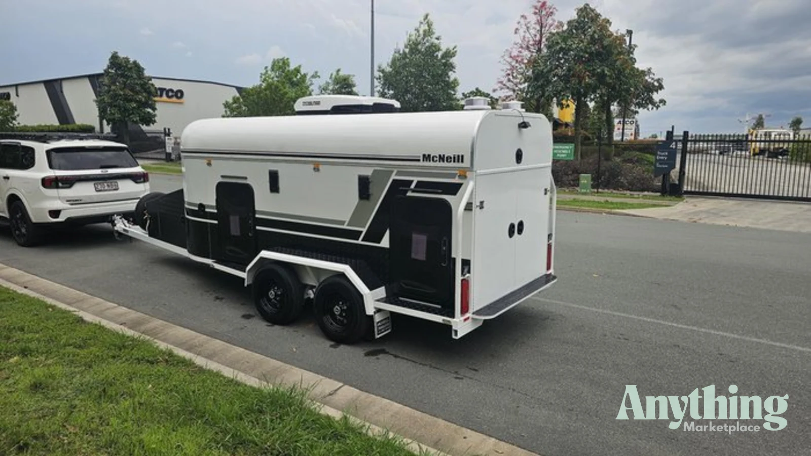 New McNeill Dog Trailer