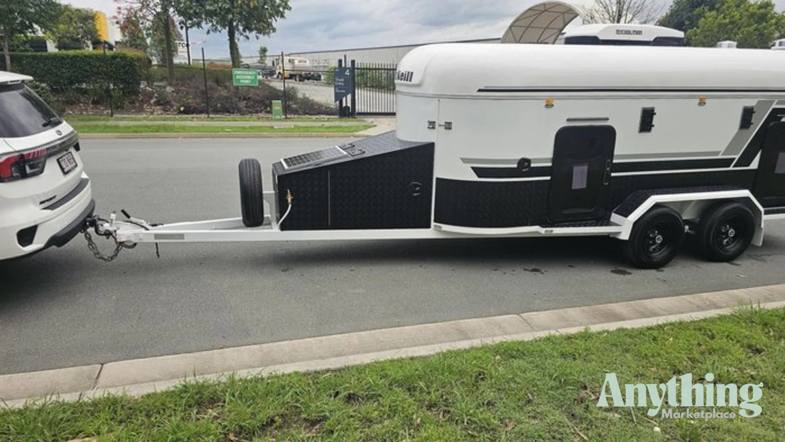 New McNeill Dog Trailer