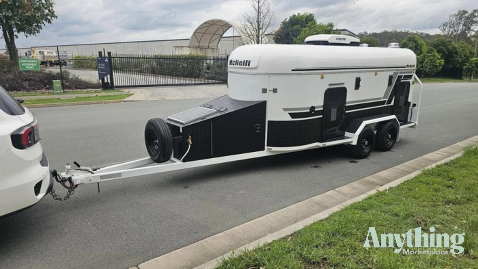 New McNeill Dog Trailer