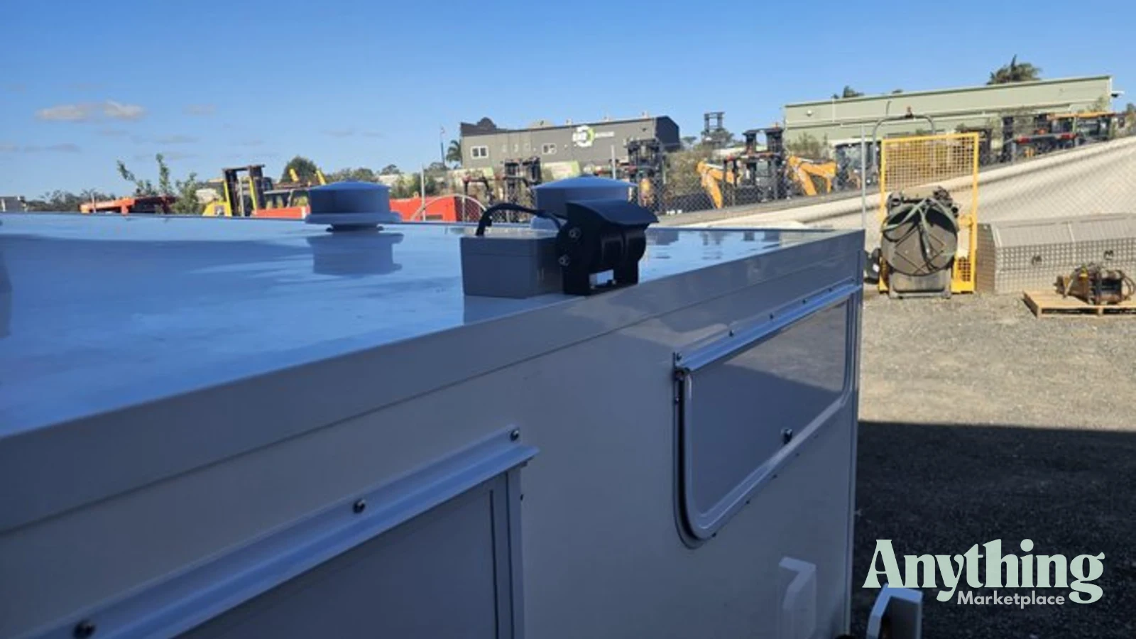 New McNeill Dog Trailer