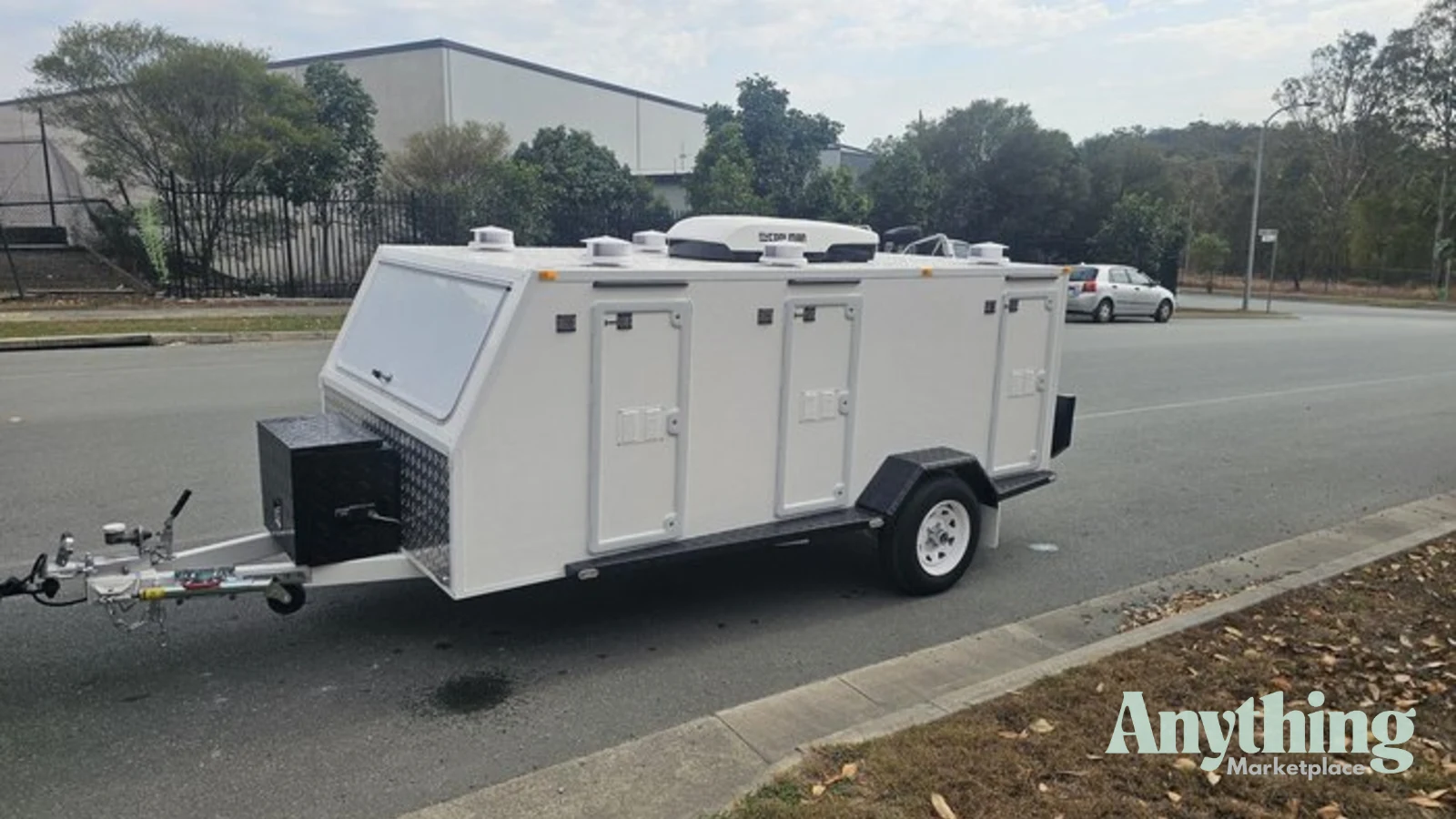 New McNeill Dog Trailer