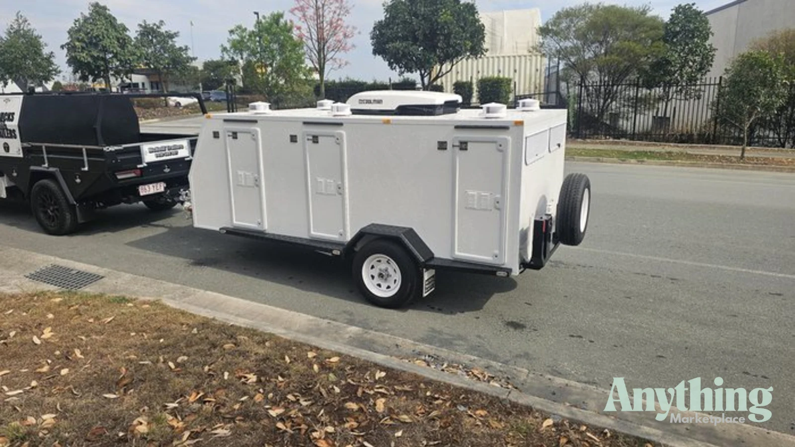 New McNeill Dog Trailer