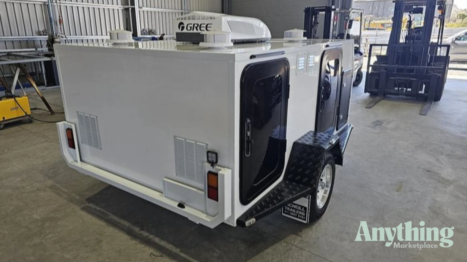 New McNeill Dog Trailer