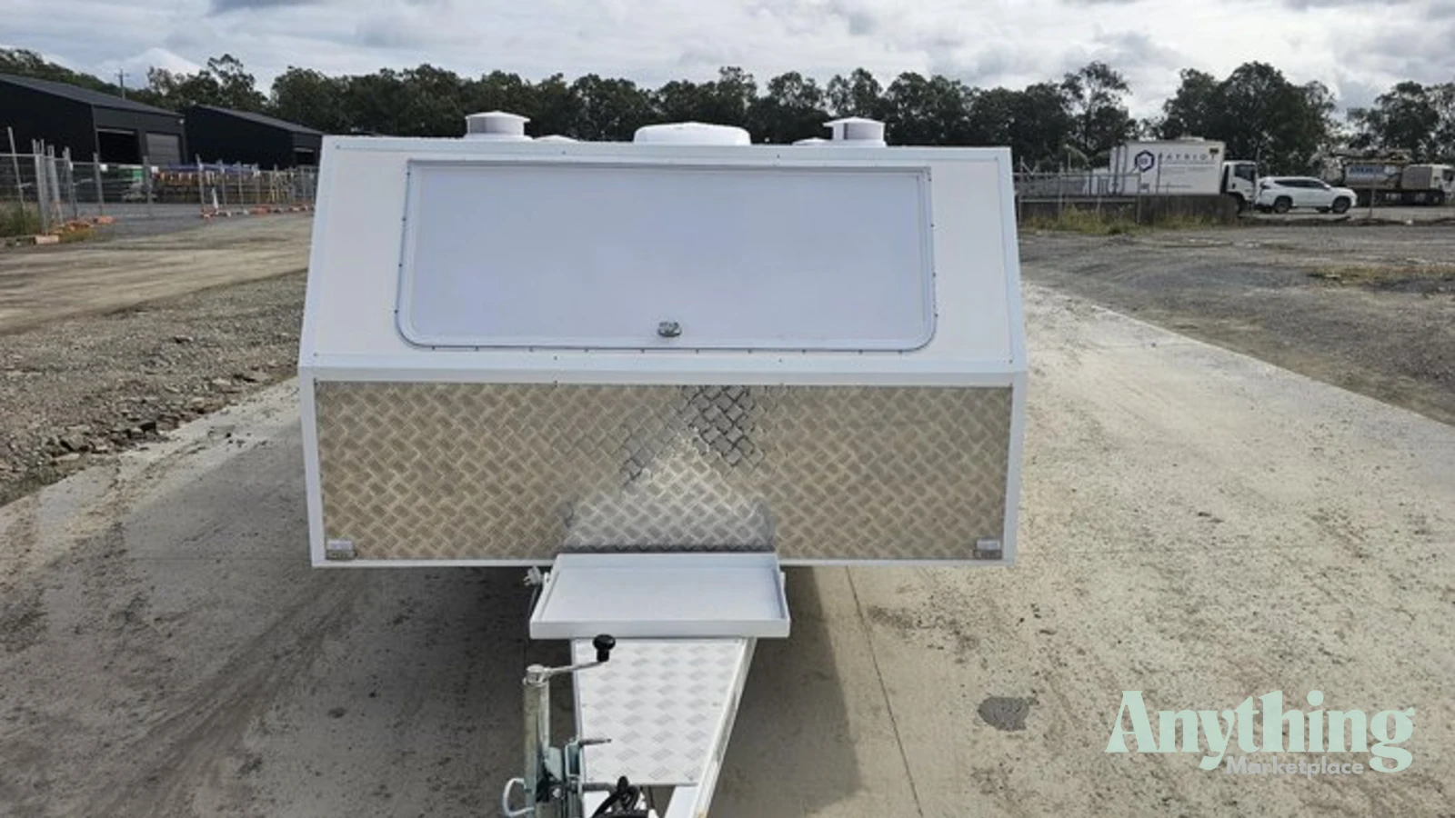 New McNeill Dog Trailer