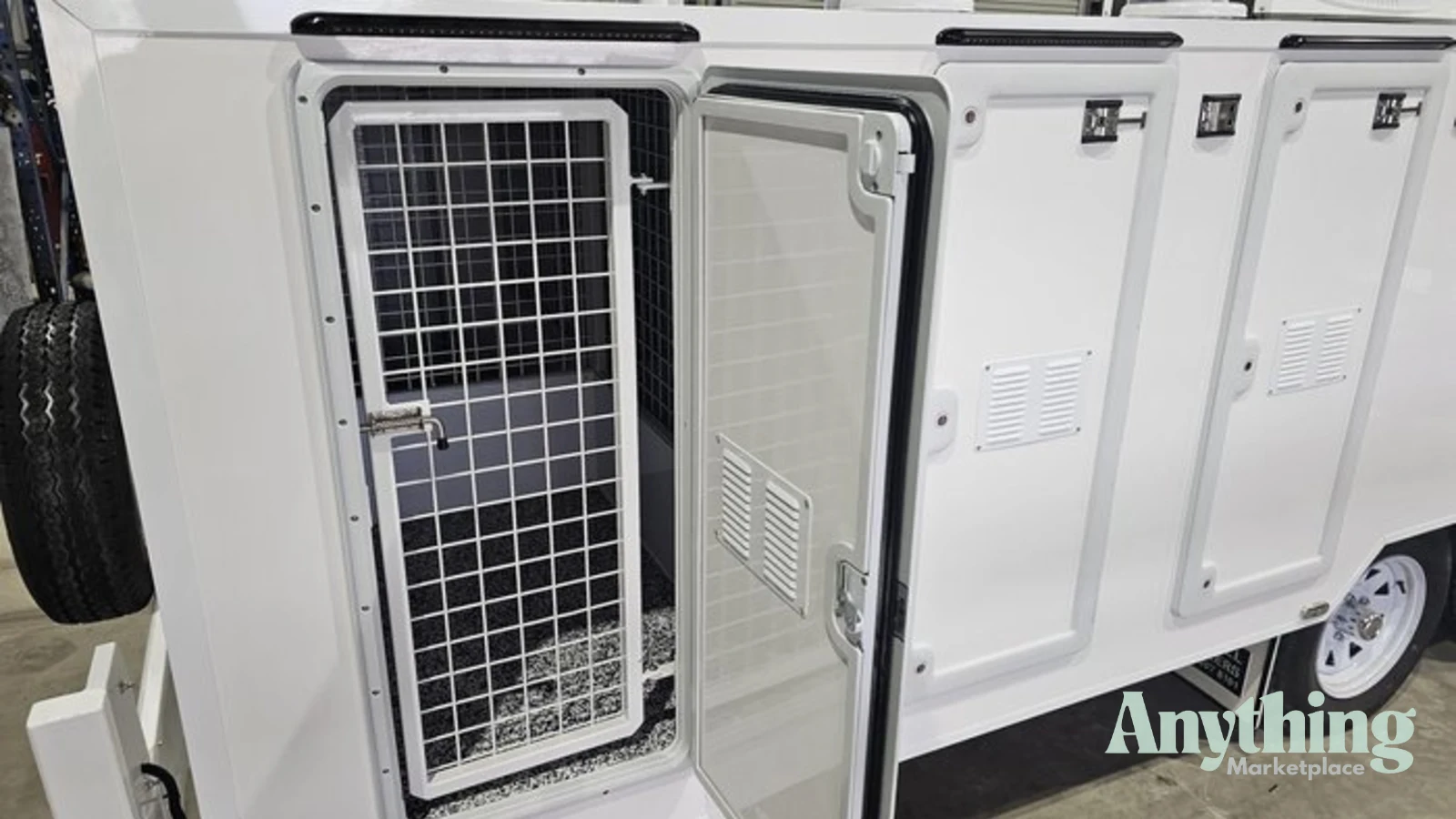 New McNeill Dog Trailer