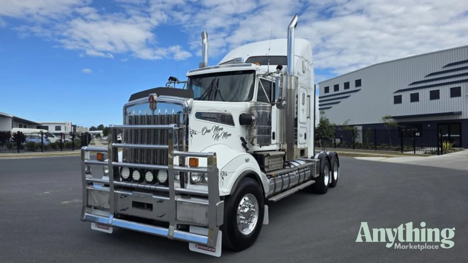 2021 Kenworth T909