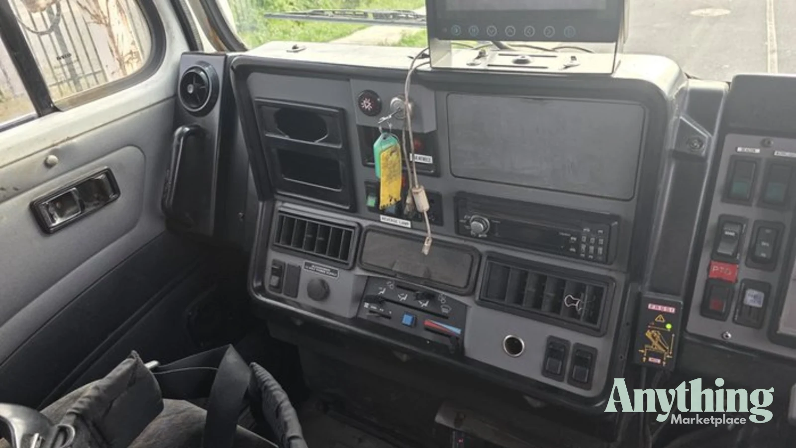 2007 Used Iveco Acco Crane Truck