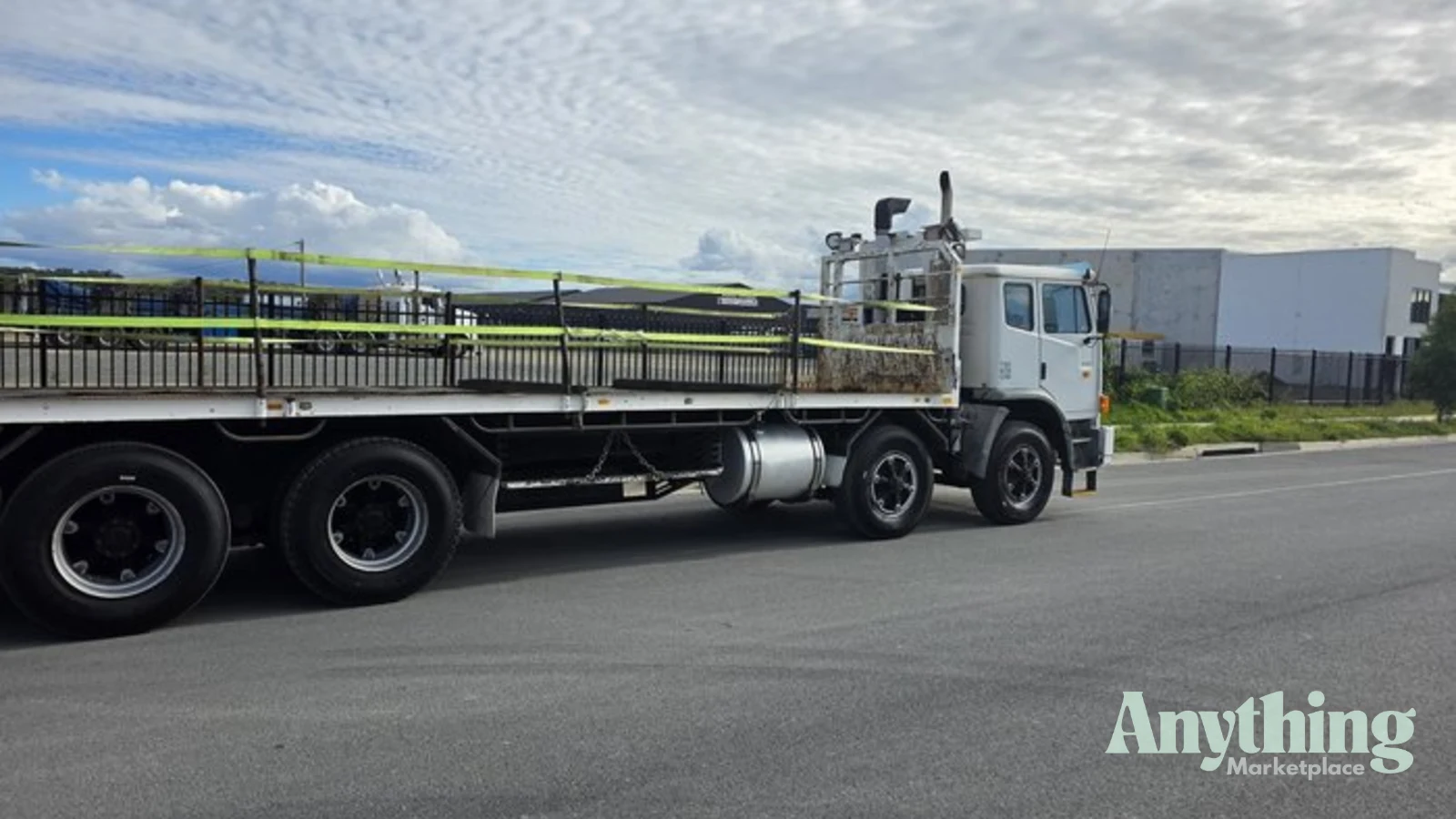 2007 Used Iveco Acco Crane Truck