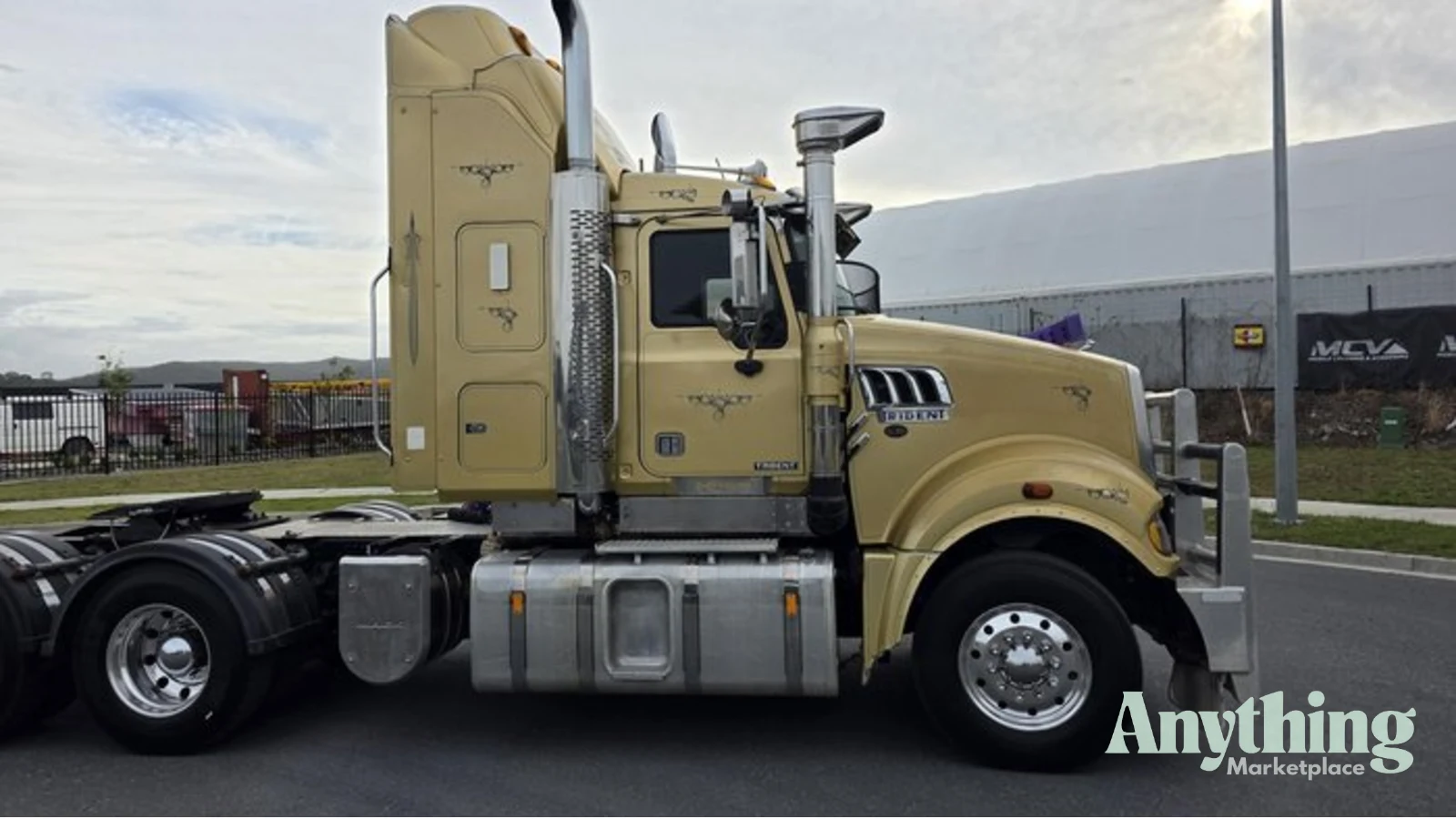 2015 Used Mack Trident Prime Mover