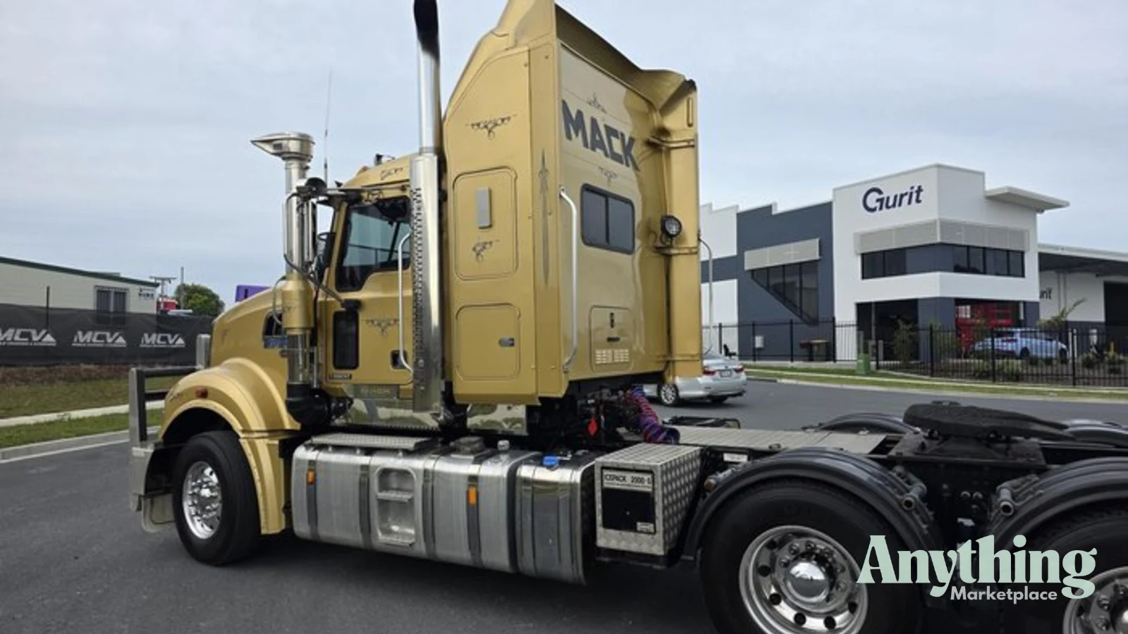 2015 Used Mack Trident Prime Mover