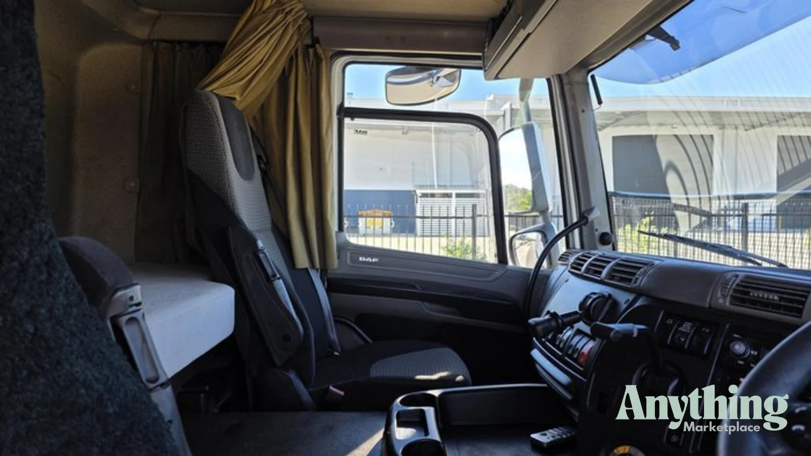 2016 Used DAF Cf75 Curtainsider