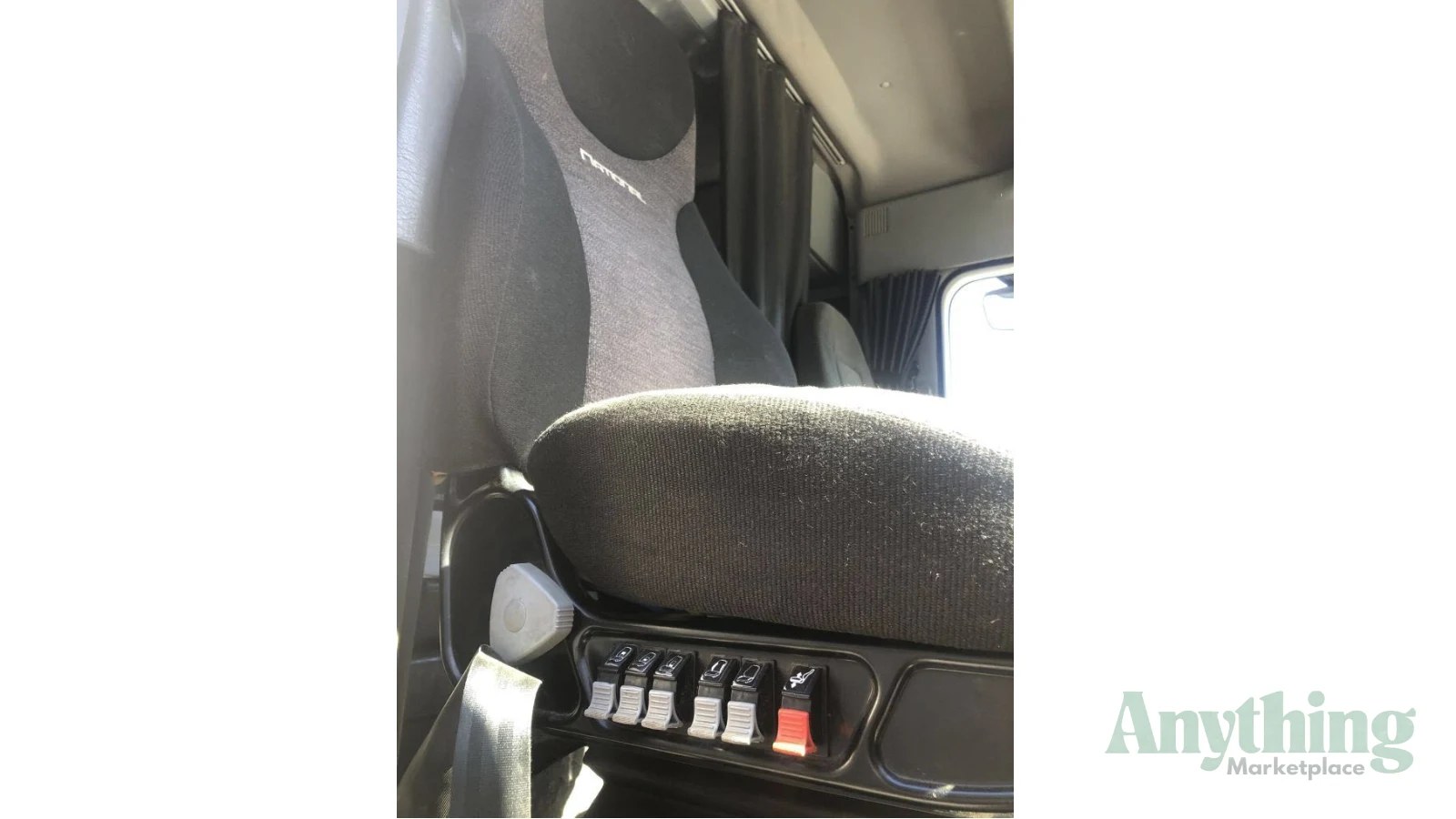 2005 Used Freightliner Columbia CL112 Prime Mover