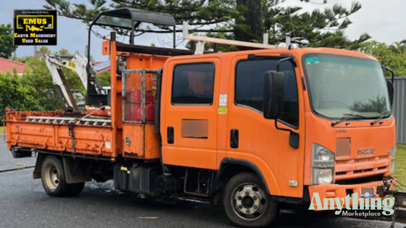 2011 Used Isuzu NPR300 Tipper