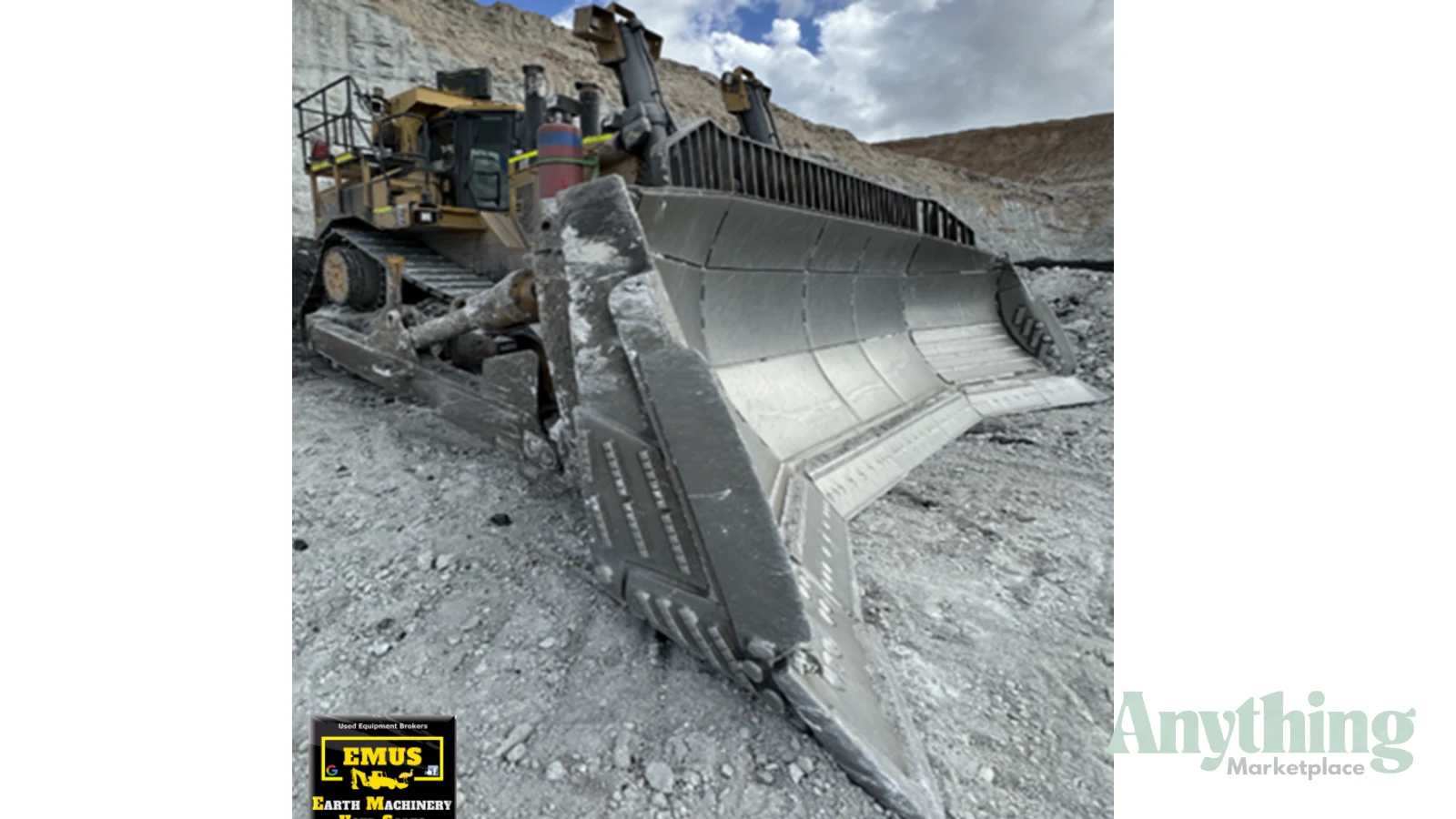 Caterpillar D11-T Dozer, E.M.U.S MS1077