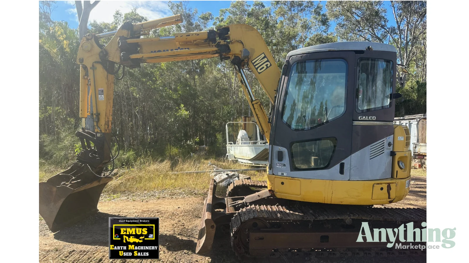 Komatsu PC78UU-6 Excavator, optional attachments, E.M.U.S MS1233