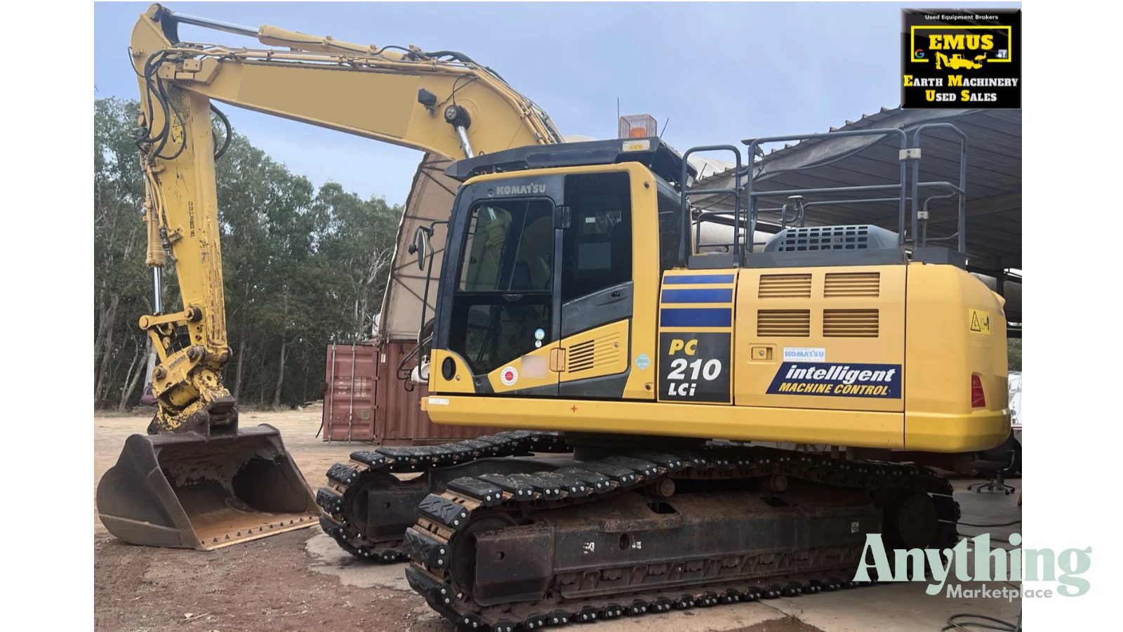 2017 Komatsu PC210LCI-10 Excavator