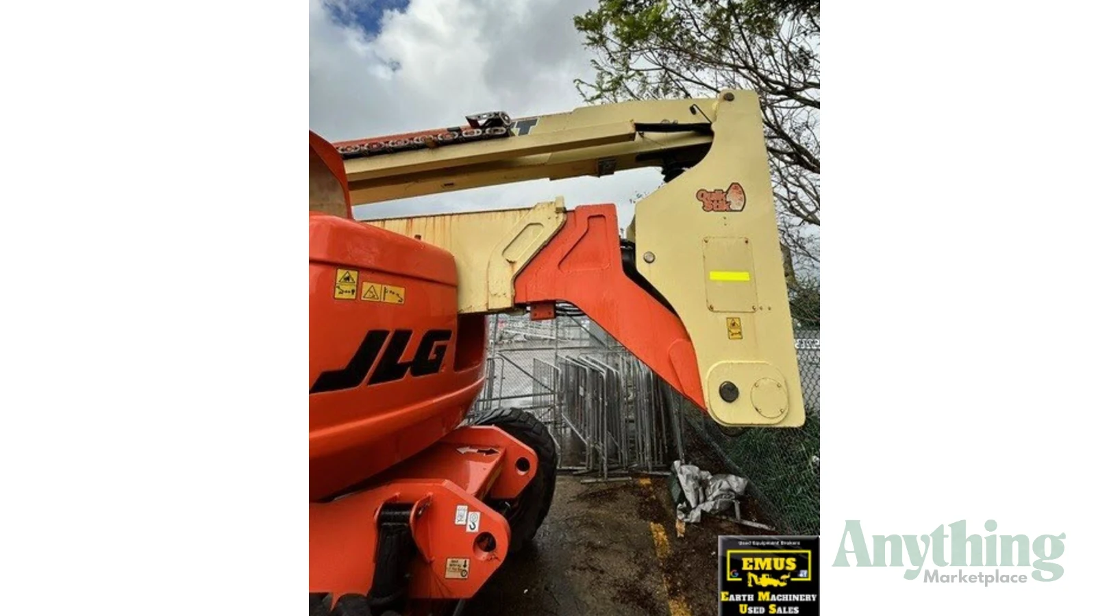 2011 Used Jlg 800 Elevated Work Platforms