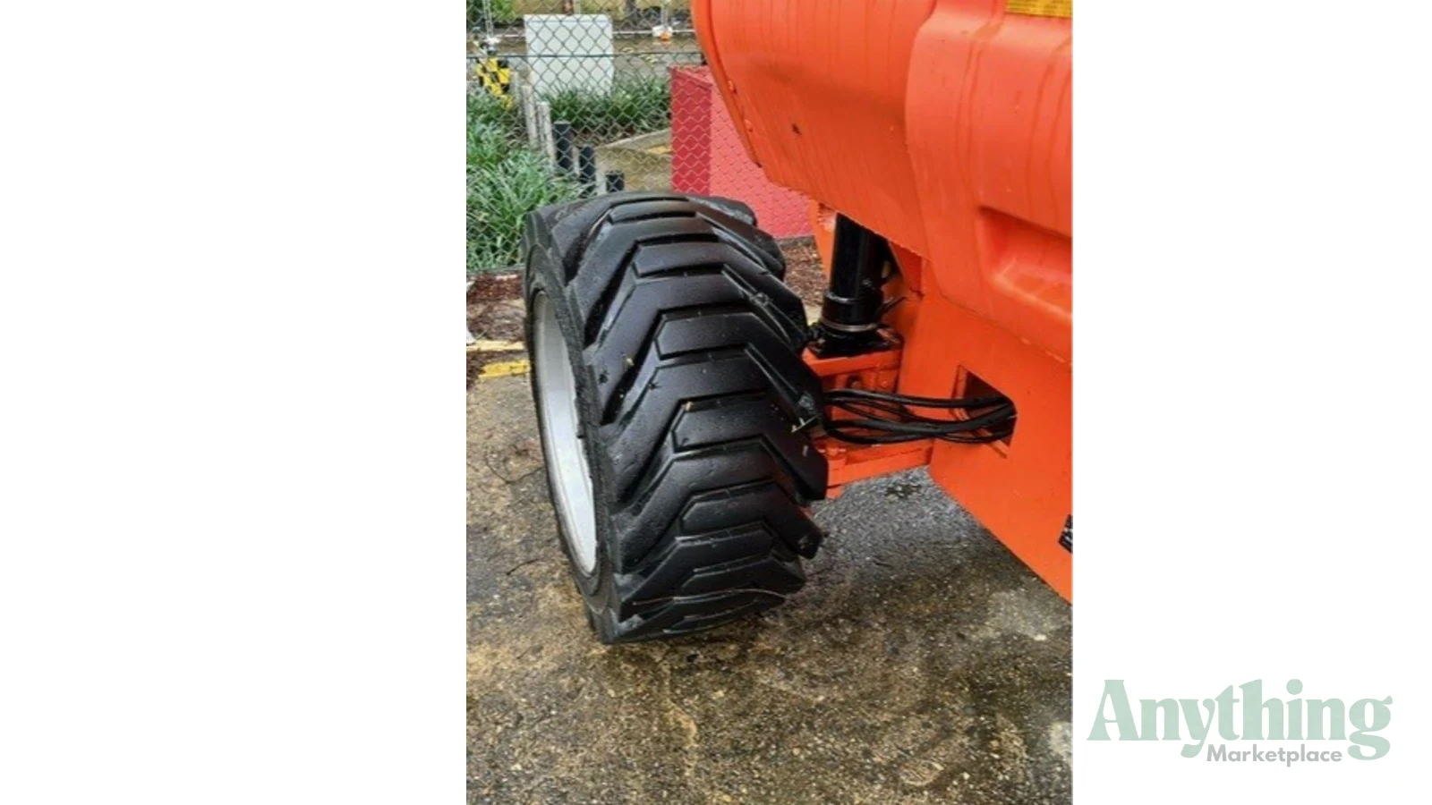 2011 Used Jlg 800 Elevated Work Platforms