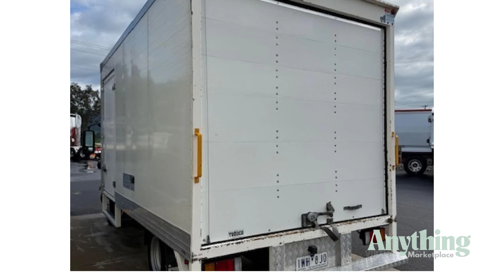 2022 Used Isuzu NPR5SN Pantech
