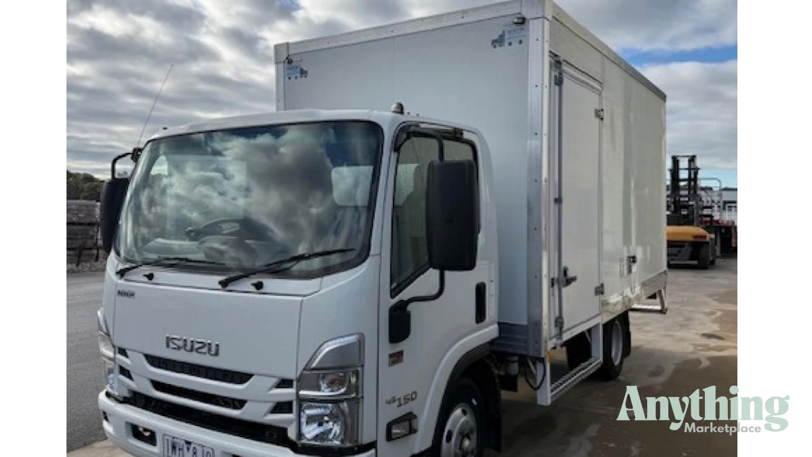 2022 Used Isuzu NPR5SN Pantech