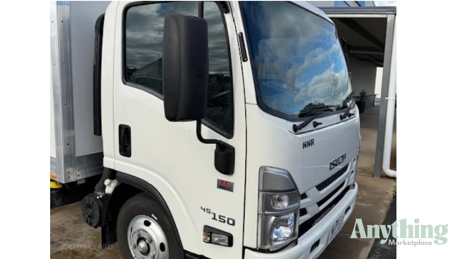 2022 Used Isuzu NPR5SN Pantech