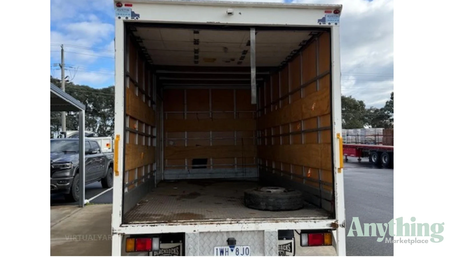 2022 Used Isuzu NPR5SN Pantech
