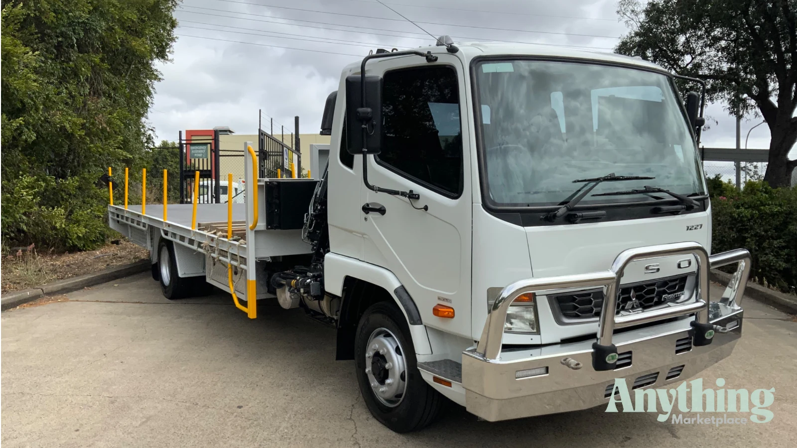 Used Mitsubishi Fighter Crane Truck